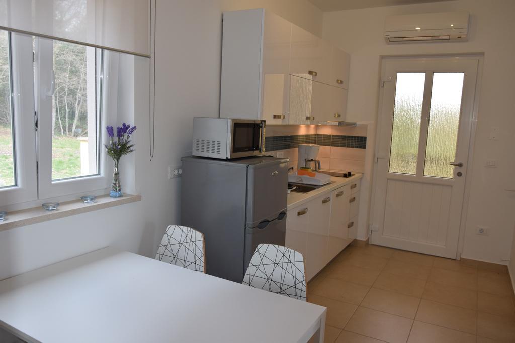 Apartments Sandra Brseč Eksteriør bilde