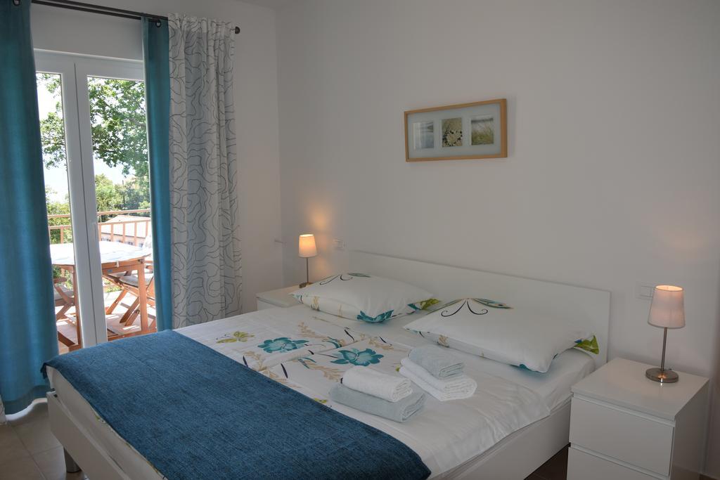 Apartments Sandra Brseč Eksteriør bilde